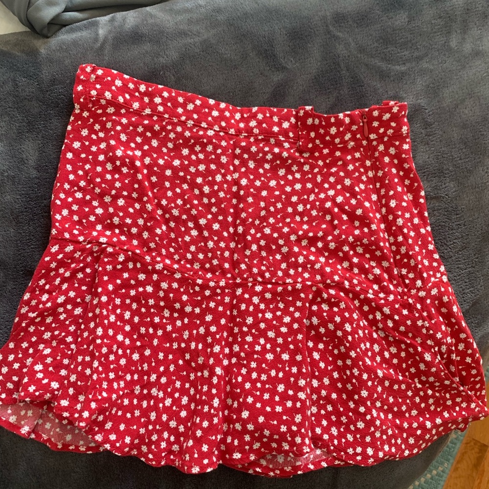 Zara red and white floral skirt / skort